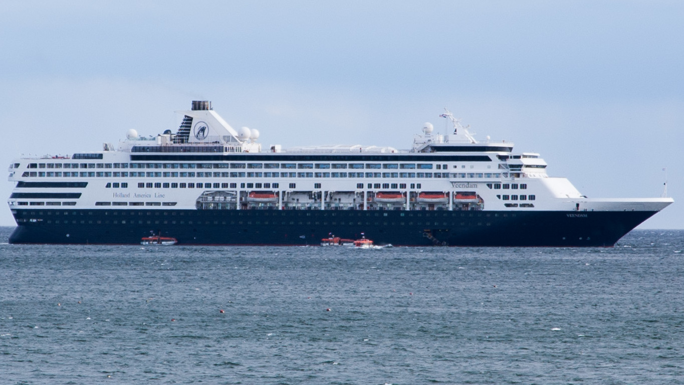 Holland America Cruise Line Veendam